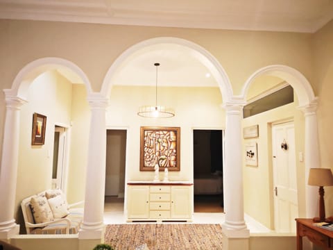 Summer House Villa in Hermanus