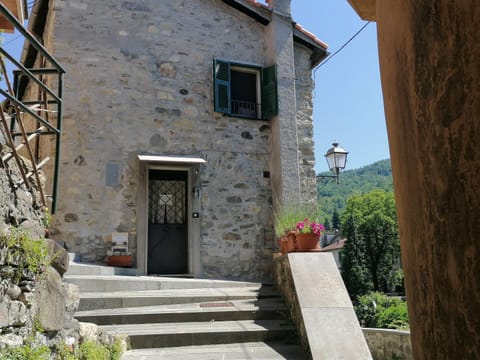 Casina Matilde Apartment in Liguria