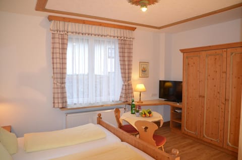 Gästehaus Maria Bed and Breakfast in Garmisch-Partenkirchen