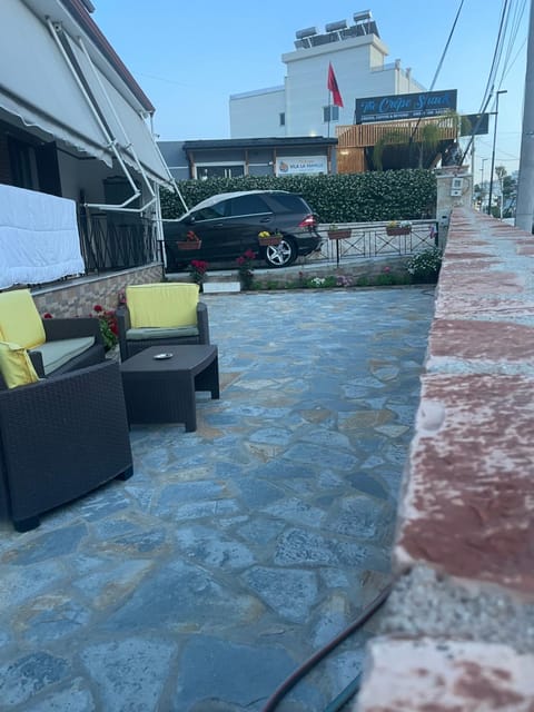 Villa Gabriela Apartment in Ksamil