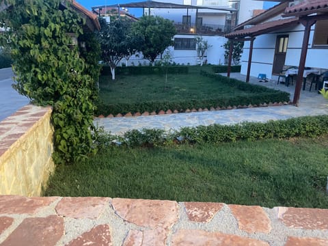 Villa Gabriela Apartment in Ksamil