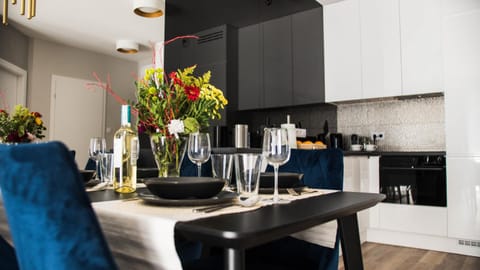 Kitchen or kitchenette, Living room, Dining area