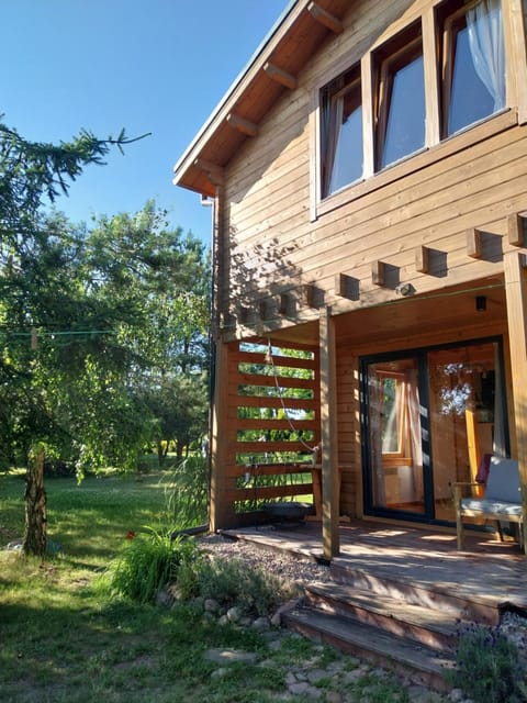Property building, Spring, Garden