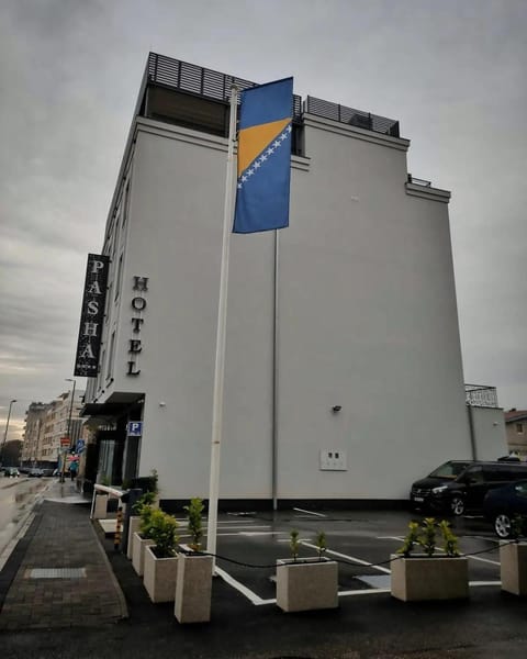 Property building, Day, Parking