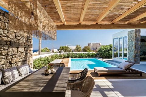 Patio, On site, Swimming pool, Swimming pool