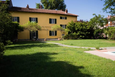 Property building, Garden, Garden