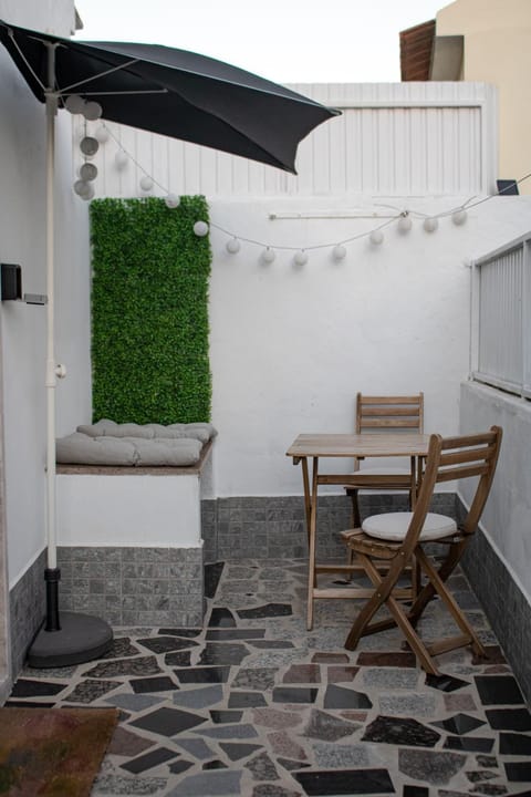 Off site, Inner courtyard view