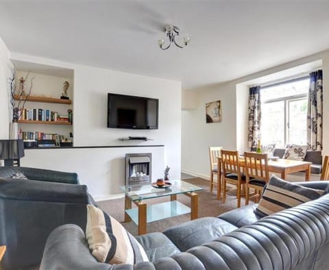 Greaves Wharf House House in Porthmadog