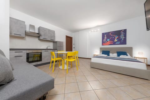 Living room, Dining area, Bedroom