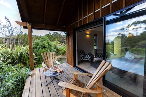 The Hideout Country House in Te Arai