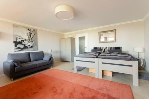 Bed, Photo of the whole room, Seating area, Bedroom