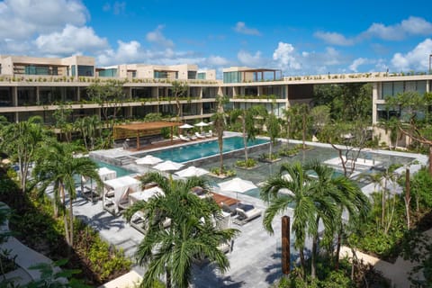 Pool view, Swimming pool, Swimming pool