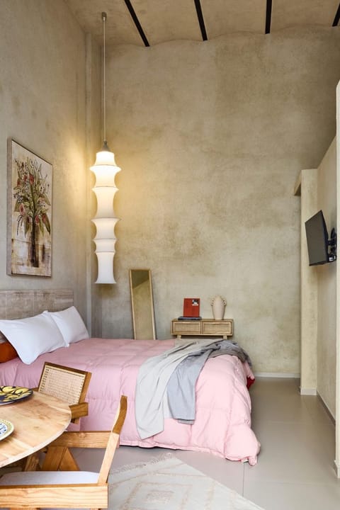 TV and multimedia, Photo of the whole room, Evening entertainment, Bedroom