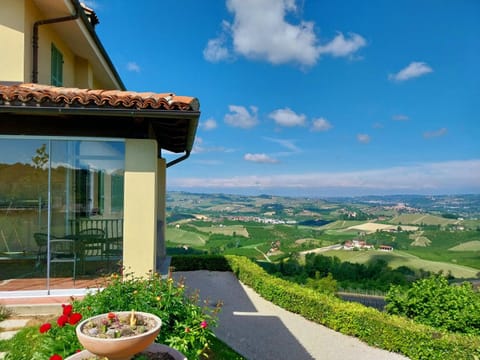 Property building, View (from property/room), Garden view, Mountain view