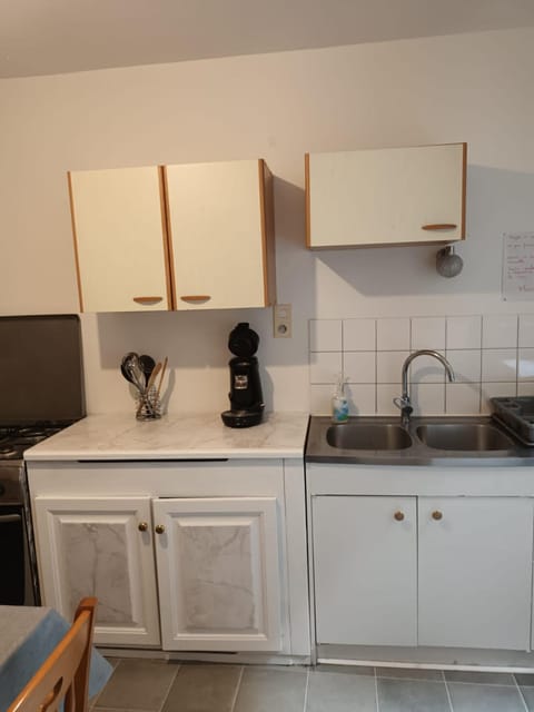 Apparemment F3 centre de MIRECOURT Apartment in Vosges