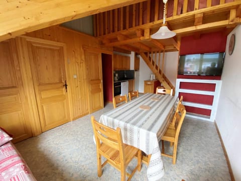 Duplex 4 pièces pour 8 personnes au pied des pistes à Morillon - FR-1-815-76 Apartment in Morillon
