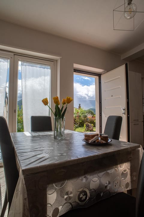 Natural landscape, Dining area, Mountain view