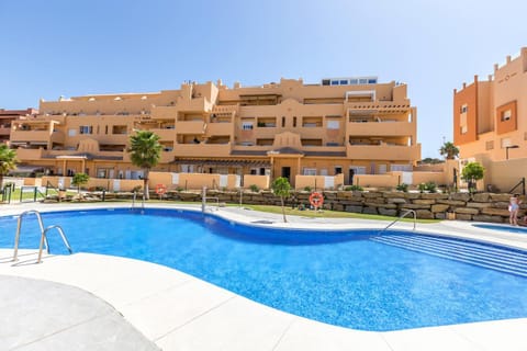 Property building, Swimming pool, Swimming pool