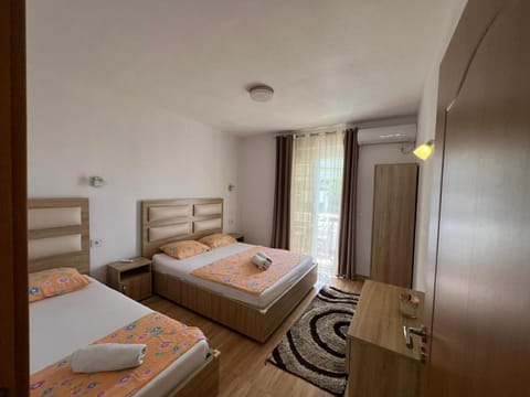 Kontiki Apartments Apartment in Ulcinj