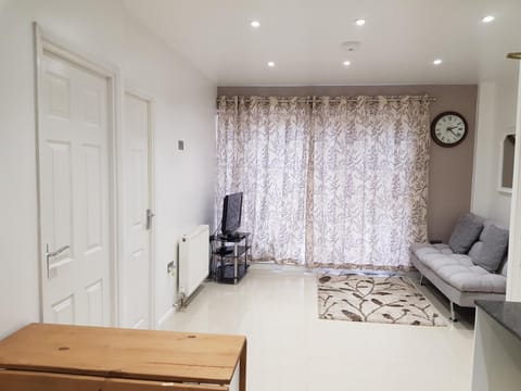 Taj Suite Apartment in Ipswich