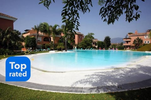 Garden, Swimming pool