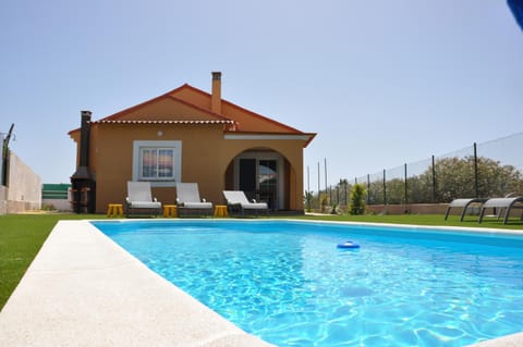 Patio, Patio, Swimming pool, Swimming pool