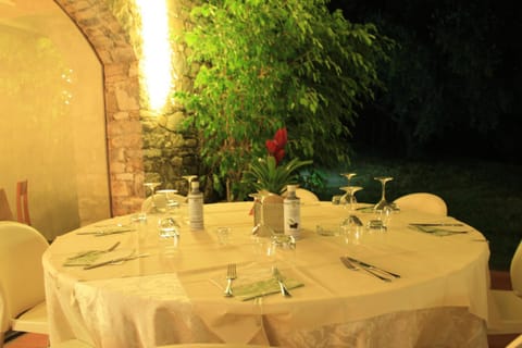 Banquet/Function facilities, Garden view, Drinks