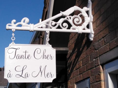 Property logo or sign