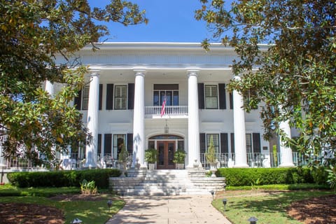 Facade/entrance, Balcony/Terrace