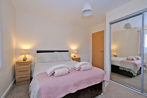 Bed, Bedroom, wardrobe