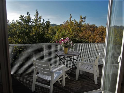 View (from property/room), Balcony/Terrace