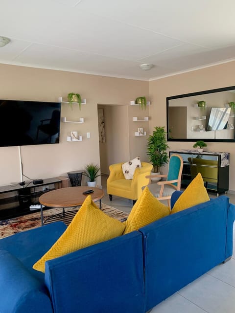 Lounge or bar