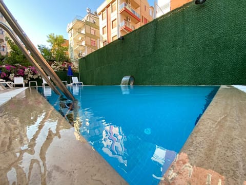 Swimming pool, Entertainment