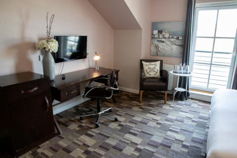 The Boat House Hotel in Cumbernauld