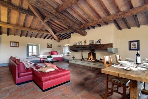 Villa Casaglia 2apartment With Shared Pool Apartment in Emilia-Romagna