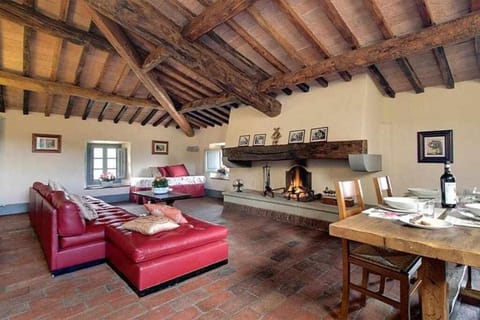 Villa Casaglia 2apartment With Shared Pool Apartment in Emilia-Romagna