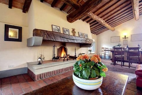 Villa Casaglia 2apartment With Shared Pool Apartment in Emilia-Romagna