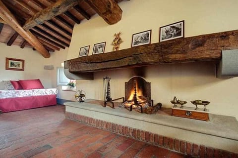 Villa Casaglia 2apartment With Shared Pool Apartment in Emilia-Romagna