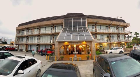 Property building, Bird's eye view, Parking