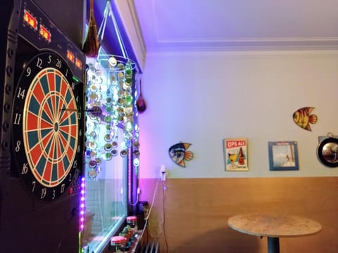 Vakantiewoning in Mol centrum met eigen bar "CasaCuriosa" House in Mol