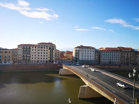 City view, River view, Street view