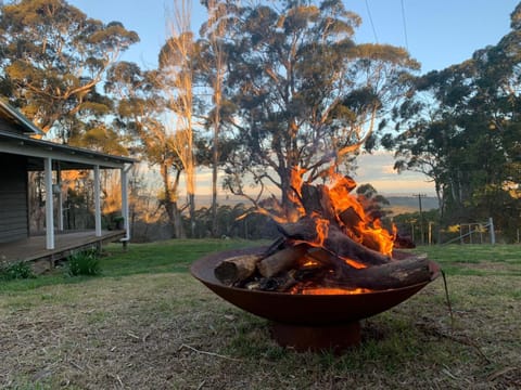 BBQ facilities, Garden view, Mountain view, fireplace