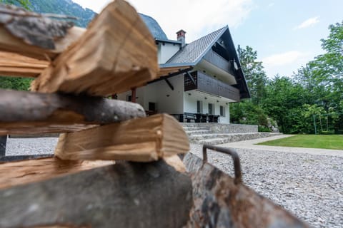Holiday House Destina - Lake Bohinj House in Friuli-Venezia Giulia