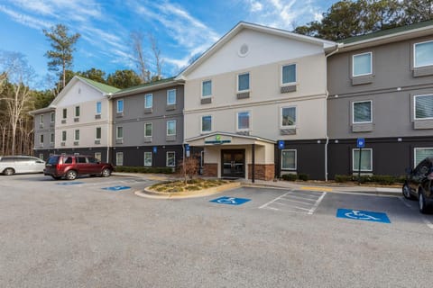 Property building, Location