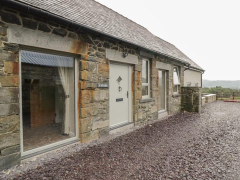 Y Stabl House in Bro Garmon