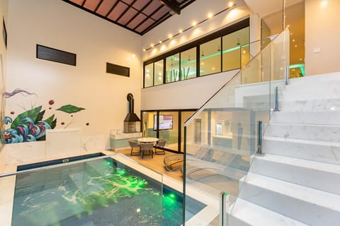 BBQ facilities, Photo of the whole room, Swimming pool