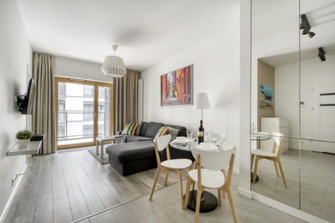 Living room, Photo of the whole room, Seating area