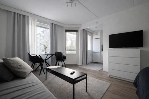 Tammer Huoneistot - City Suite 1 - Sauna, Balcony & Free parking Apartment in Finland