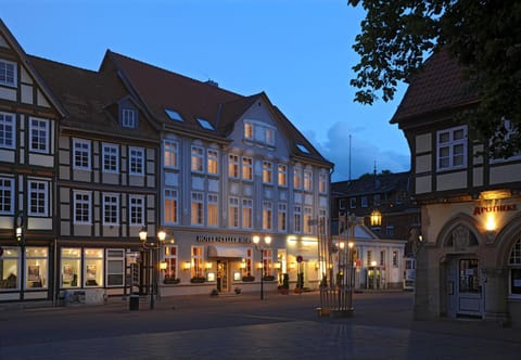 Facade/entrance, City view