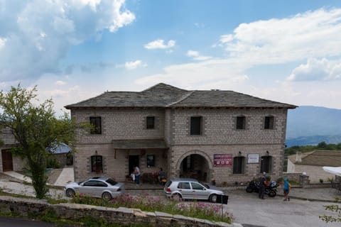 Balkoni Zagoriou Hotel in North Macedonia